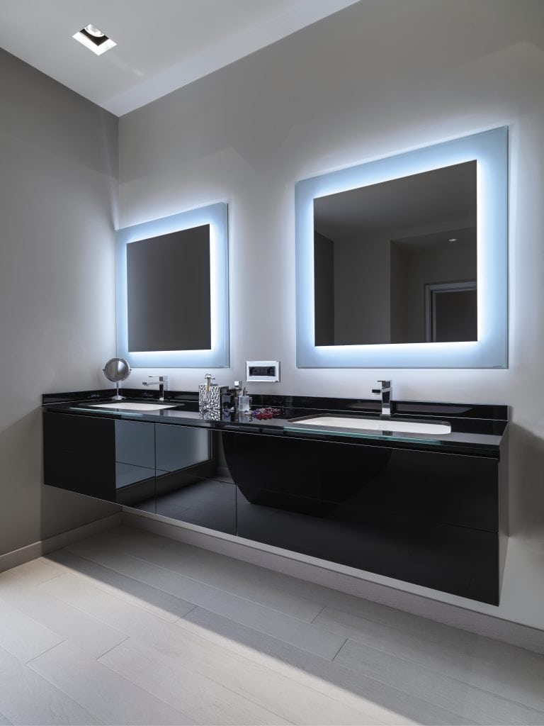 Advantages of custom LED mirrors